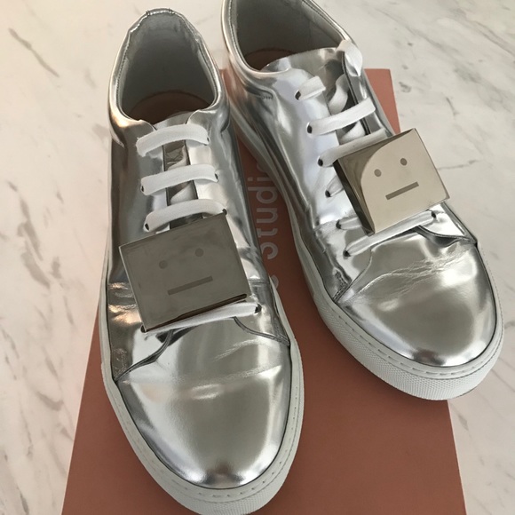 Acne Studios Adrian Smiley Face Silver sneaker - Picture 2 of 4